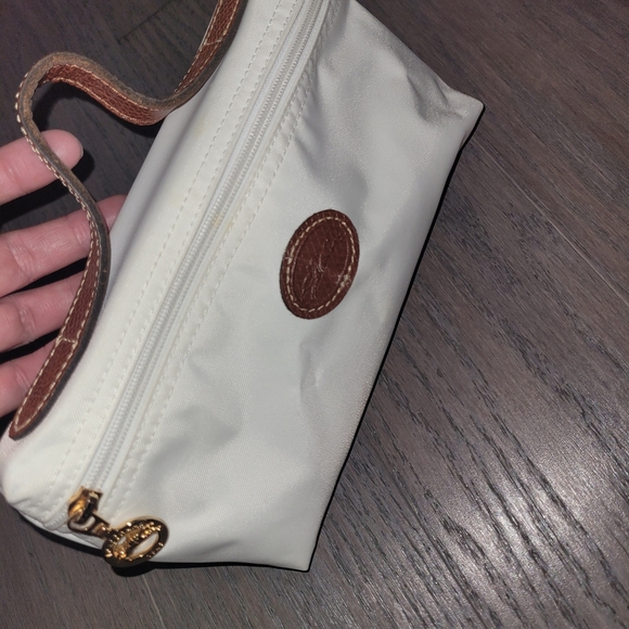 Longchamp Le Pliage White Cosmetic Makeup Bag with Brown Accents - Picture 6 of 6